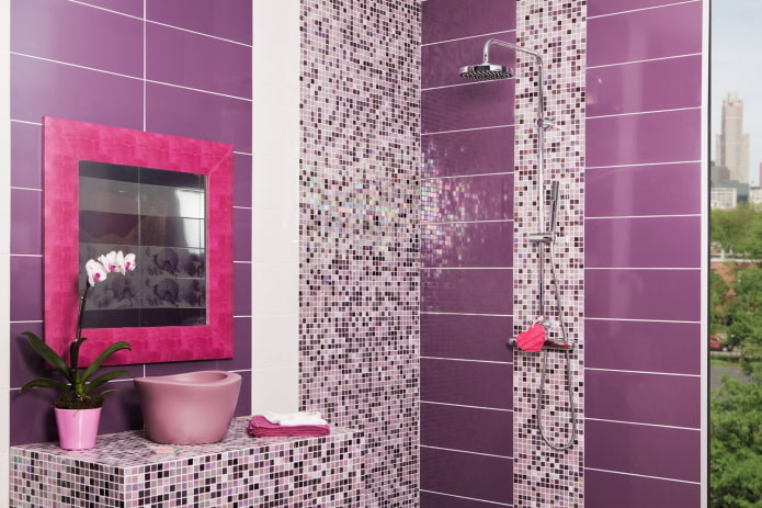 Pink details and mosaic