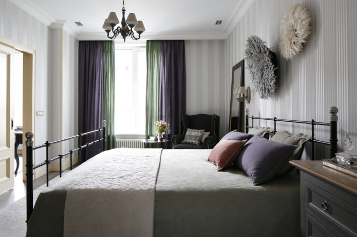 Green-violet curtains