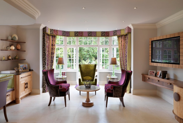 Green-violet curtains