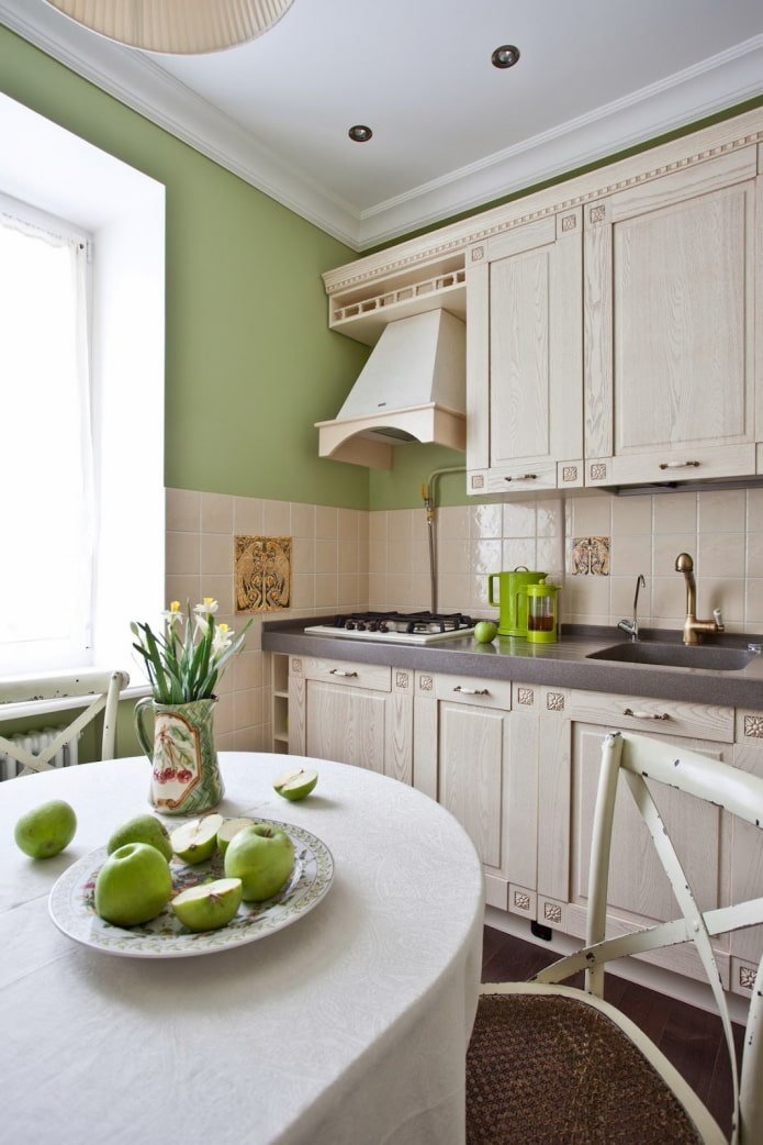 pistachio walls in the kitchen