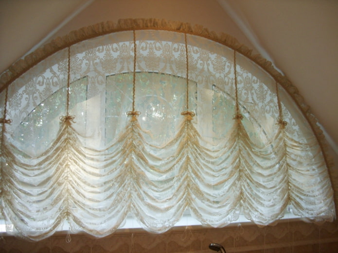 French blinds on the arch
