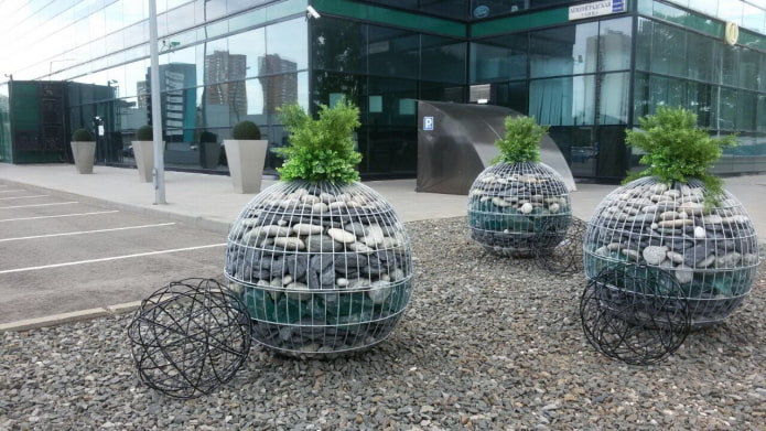 flower vases made of stones