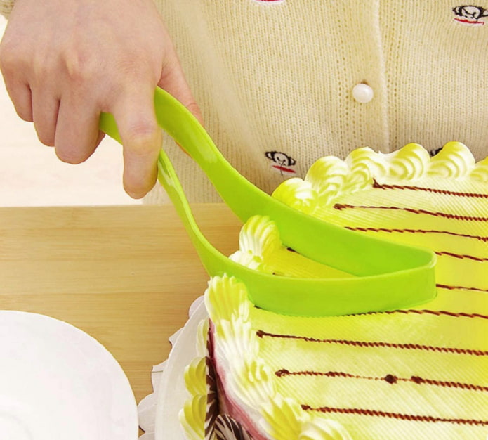 Knife-potholder for cakes