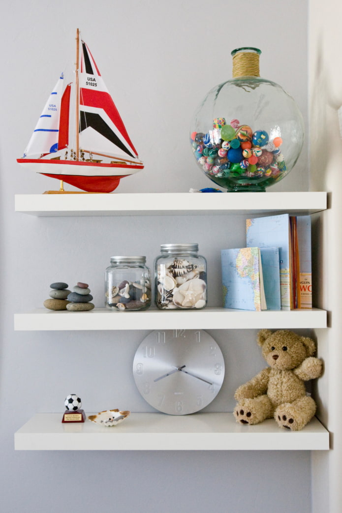 Pebbles in Jars