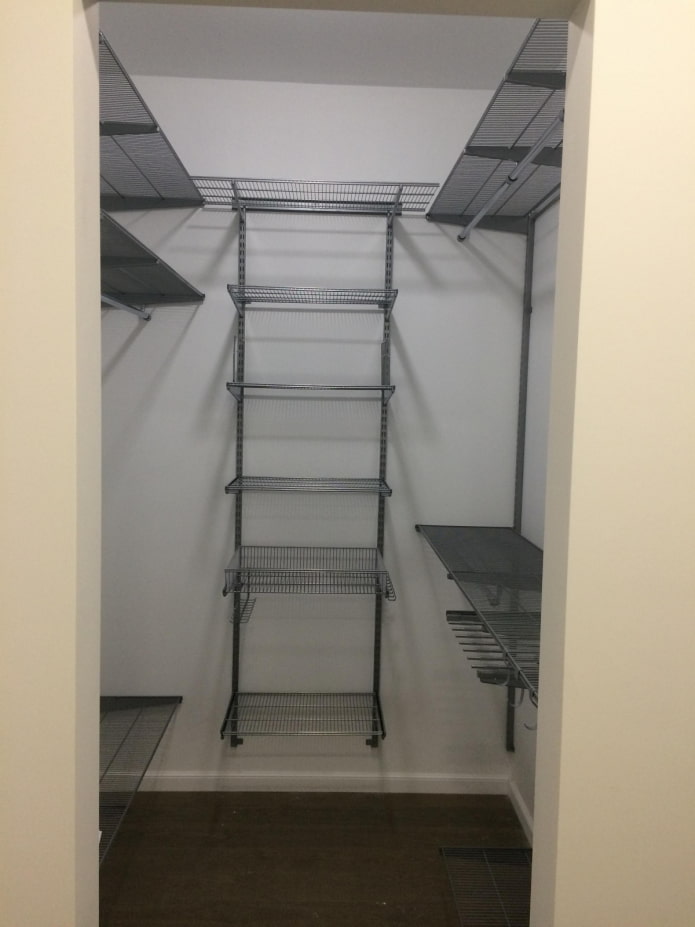 mesh wardrobe