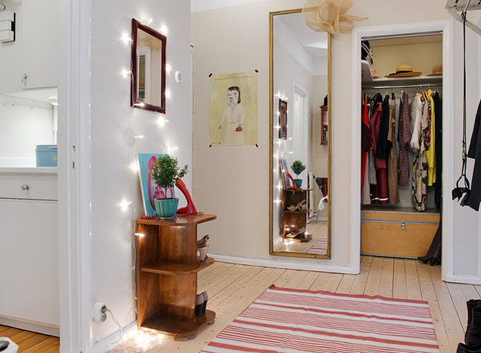 internal filling of the wardrobe in the hallway