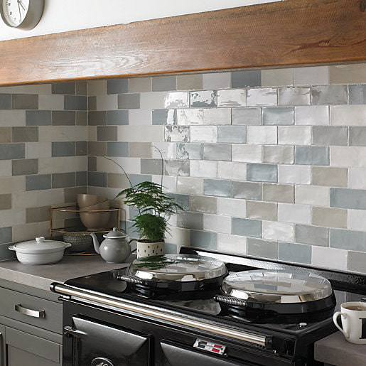 apron made of tiles
