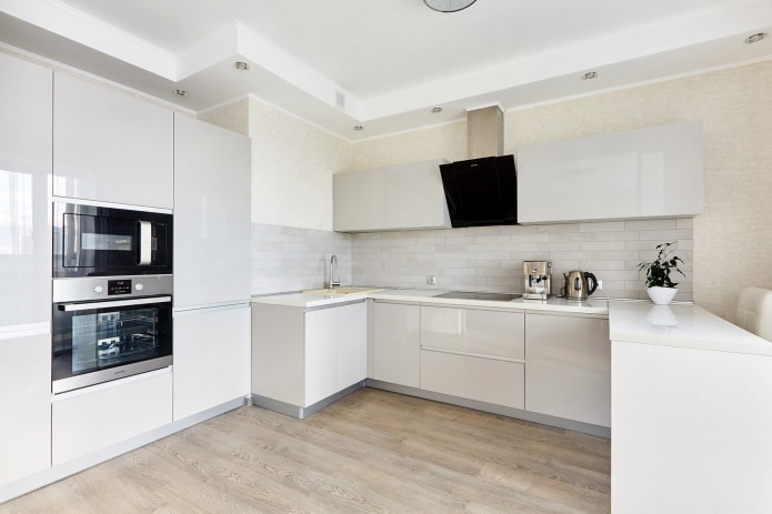 glossy kitchen with tall cases
