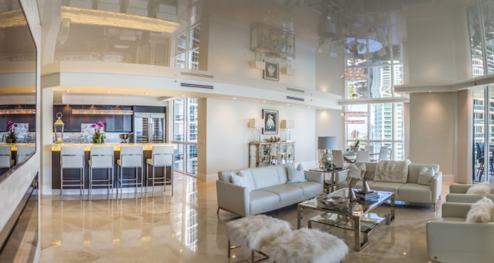 beige single-level ceiling