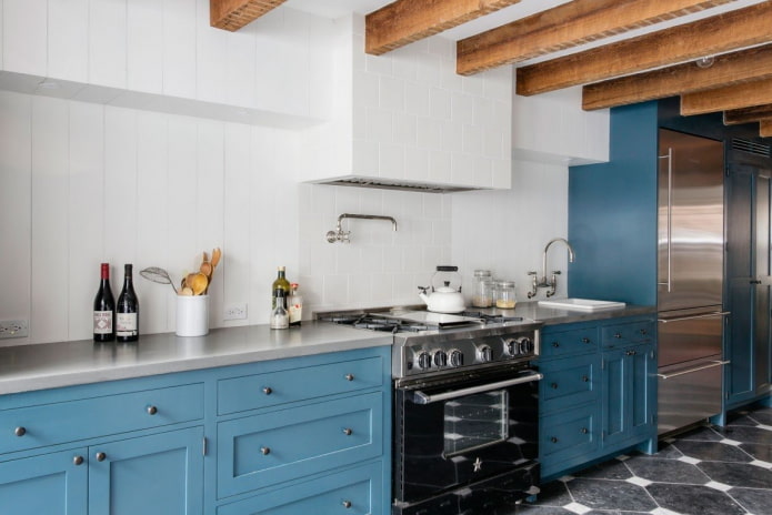 white walls in the kitchen