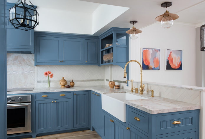 golden handles for the kitchen