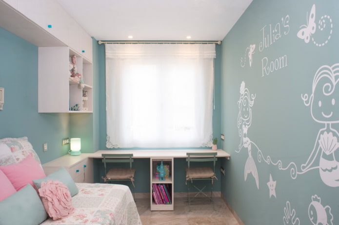 shades of blue in the interior of the children's room