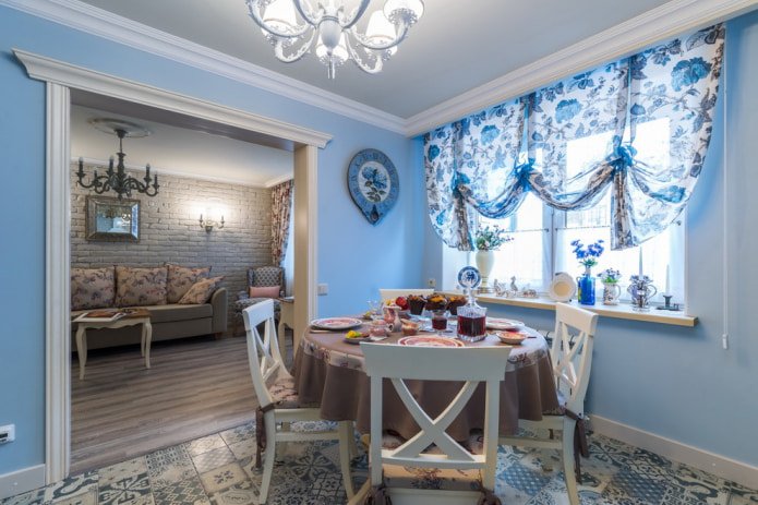 curtains with flowers