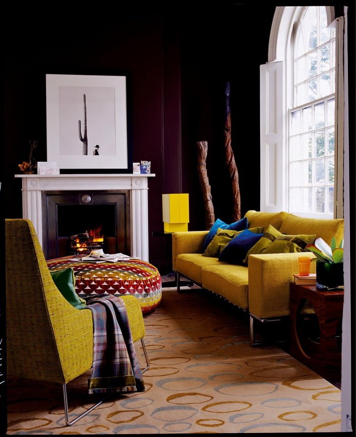 combination of mustard and burgundy