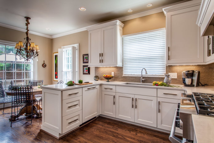 horizontal slats in the kitchen