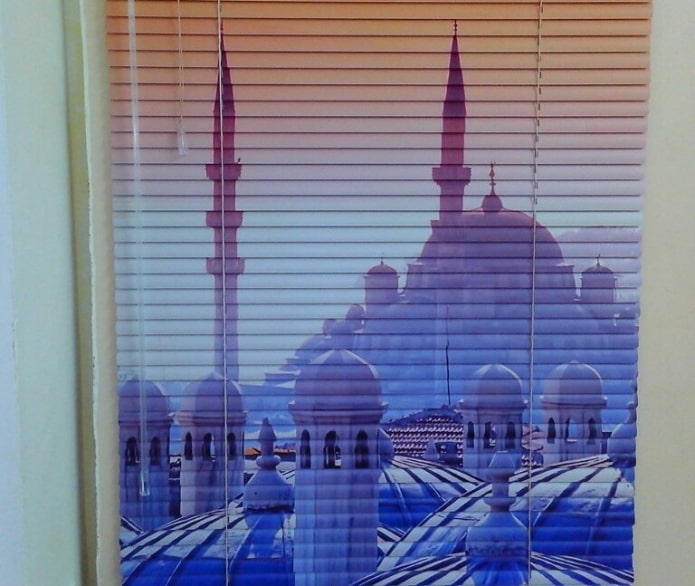 horizontal slats with city landscapes