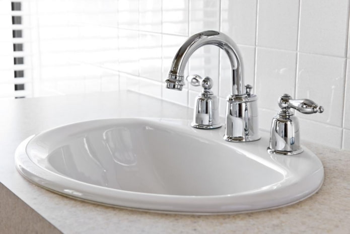 shiny faucet