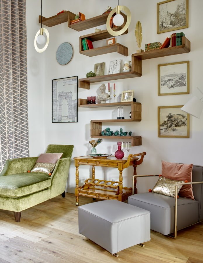 Armchairs with footrests