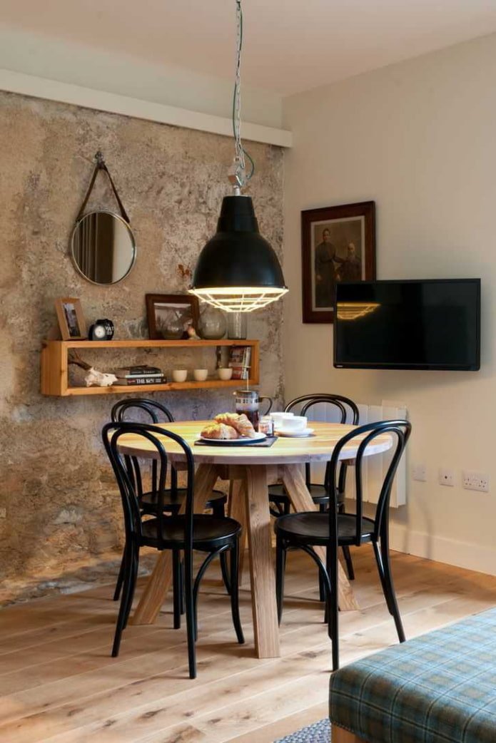 Table with chairs in the living room