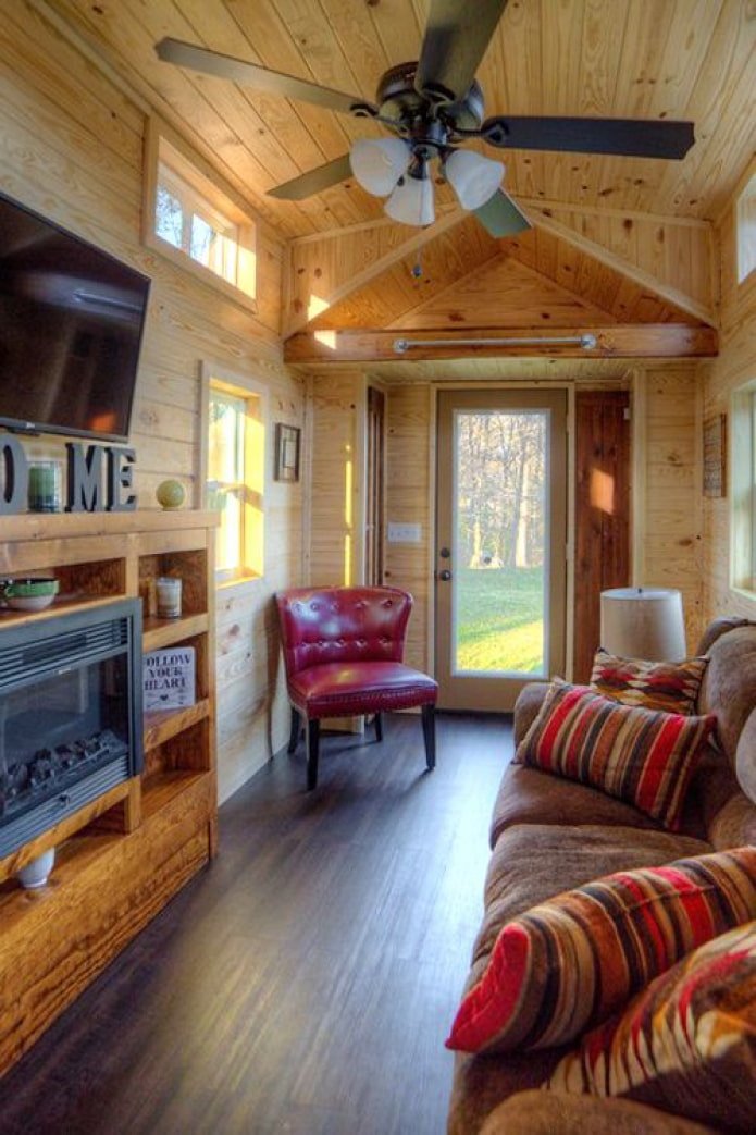 narrow dacha living room