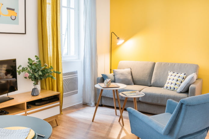living room wall decoration in Nordic style
