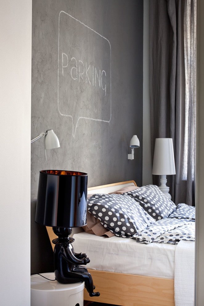 slate wall in the bedroom