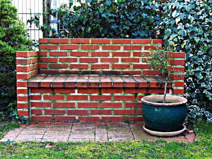 Brick bench