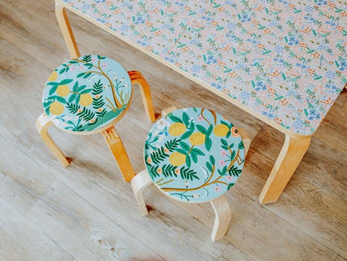 Stool decor