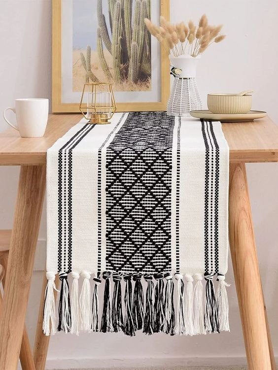 Boho-style runner