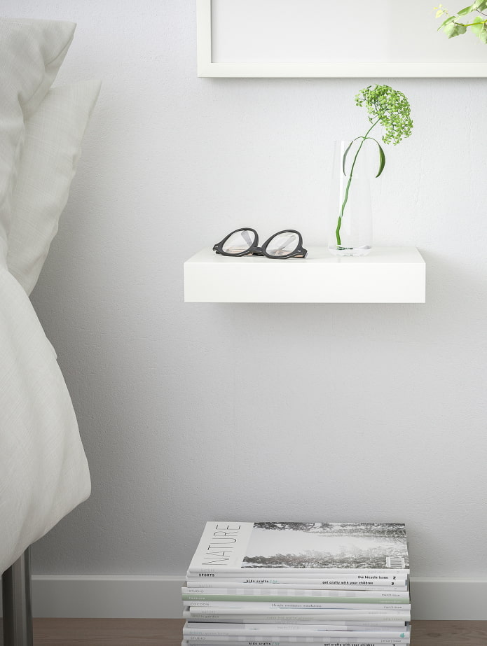 LAKK shelf instead of a bedside table