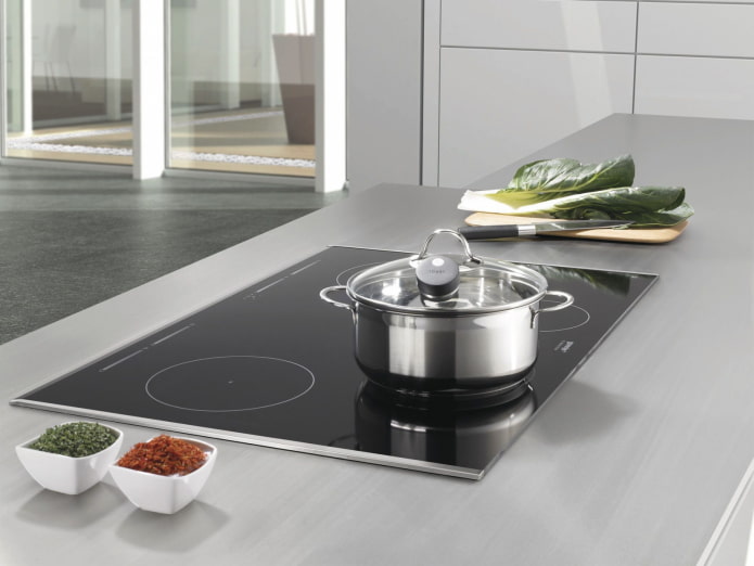 advantages of induction hobs