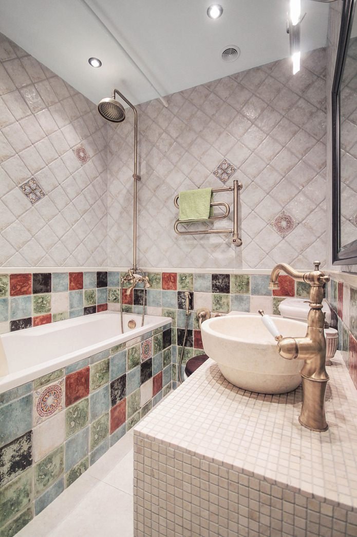 bathroom renovation in a two-room Khrushchev apartment in the Provence style
