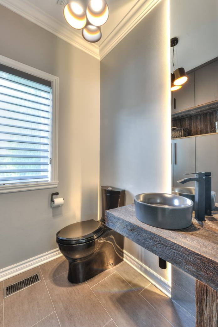 black toilet