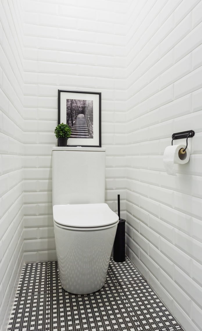 bathroom in white tones