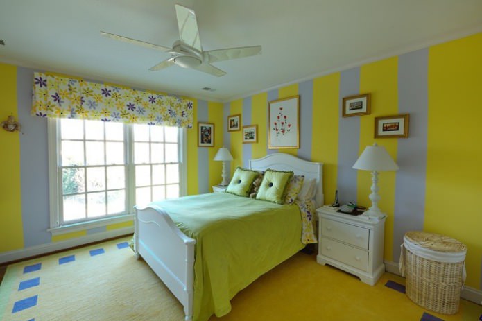 light green stripes on the walls in the bedroom