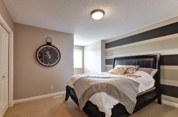 bedroom in brown tones