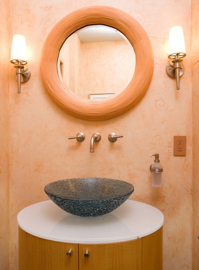 peach frame at mirrors