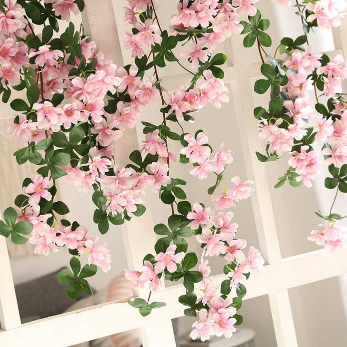 garland of flowers