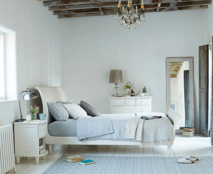 Curved headboard