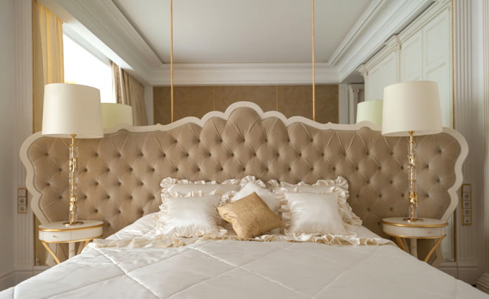 classic style bedroom