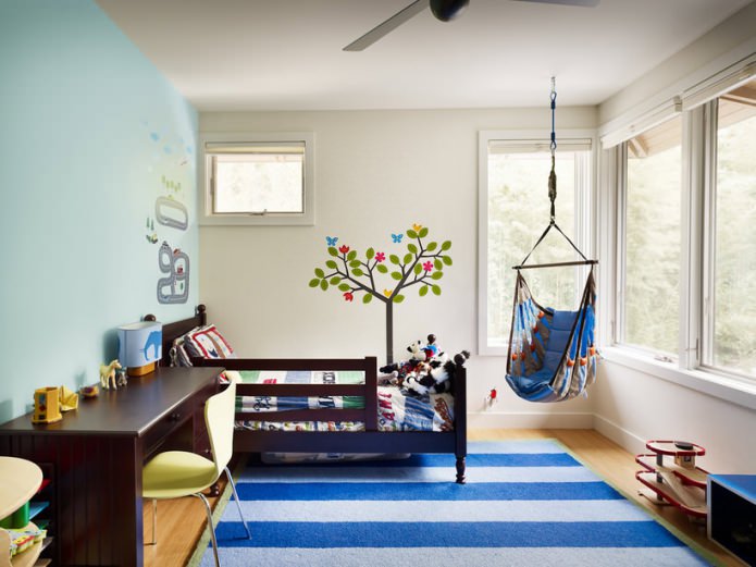 hanging swing chair in the children's room