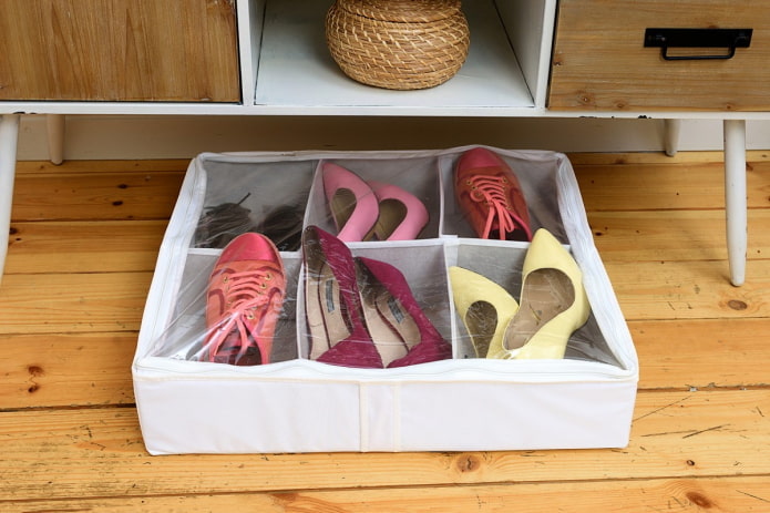 closed organizer