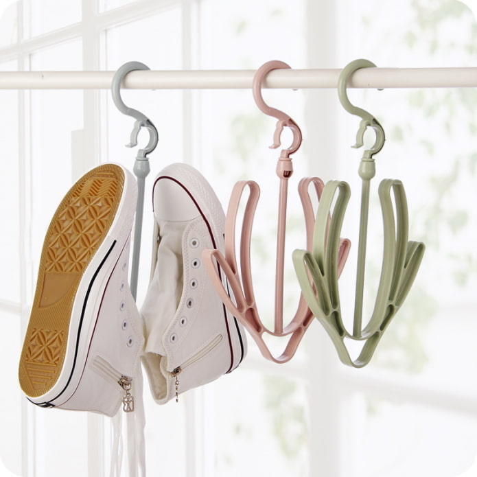 shoe hangers