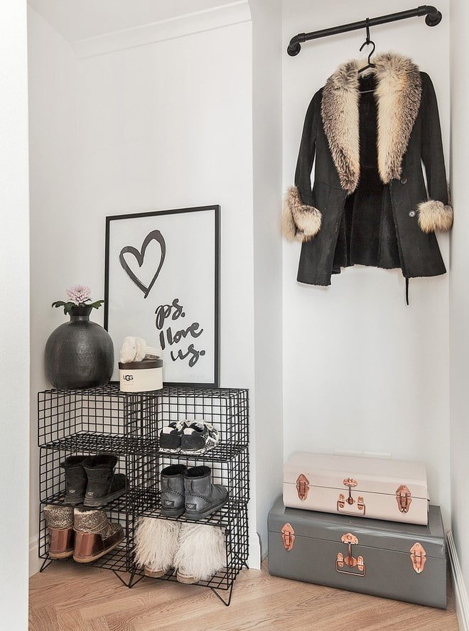 shelves made of metal mesh