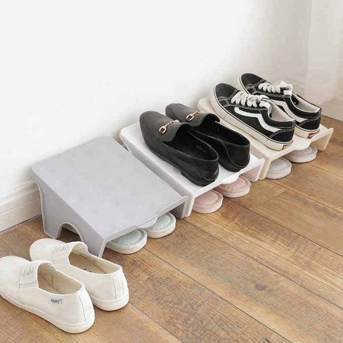 shoe stand