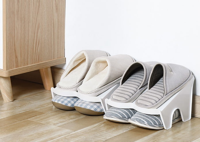 shoe stand
