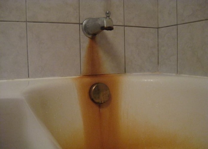 Rust on the surface of sanitary ware