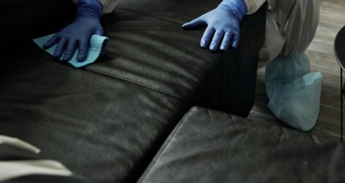 How to clean a sofa from stains?