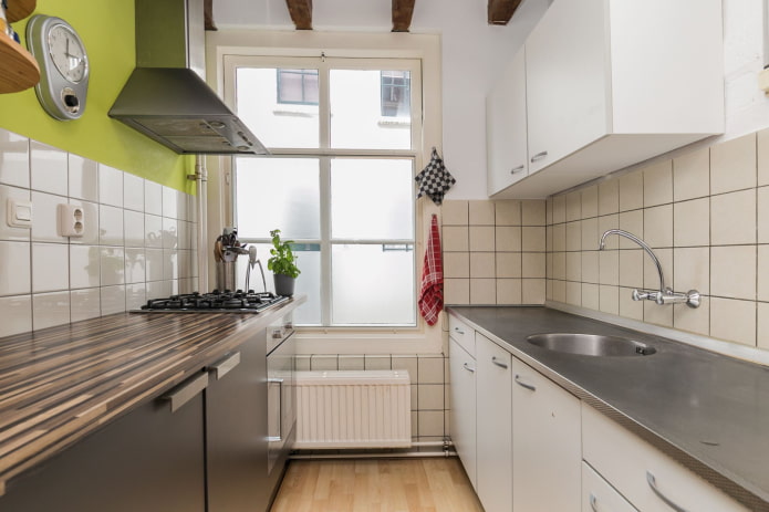 beige tile grout