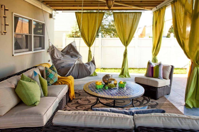 hanging hammock with ceiling mount